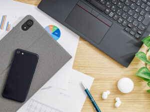 セルフチェックインシステムとは?ホテル導入のメリットとおすすめを紹介